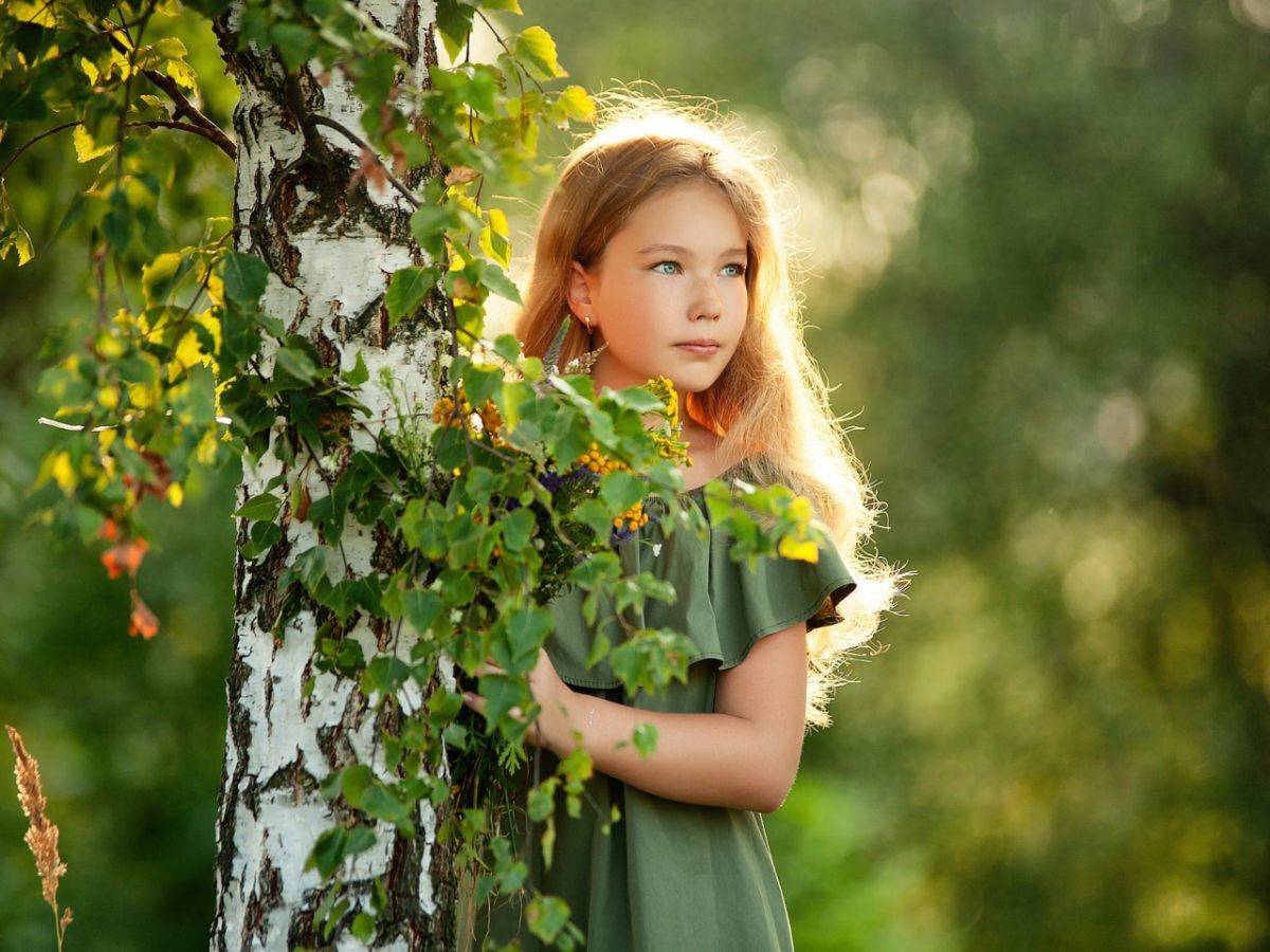 Девочка на природе