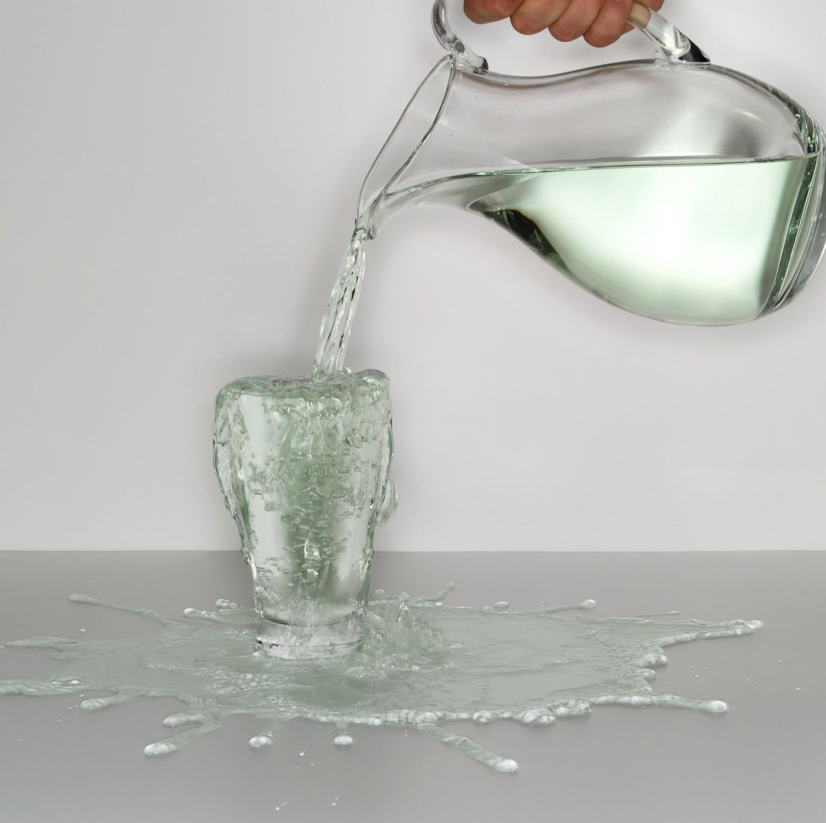 Переполненная чаша