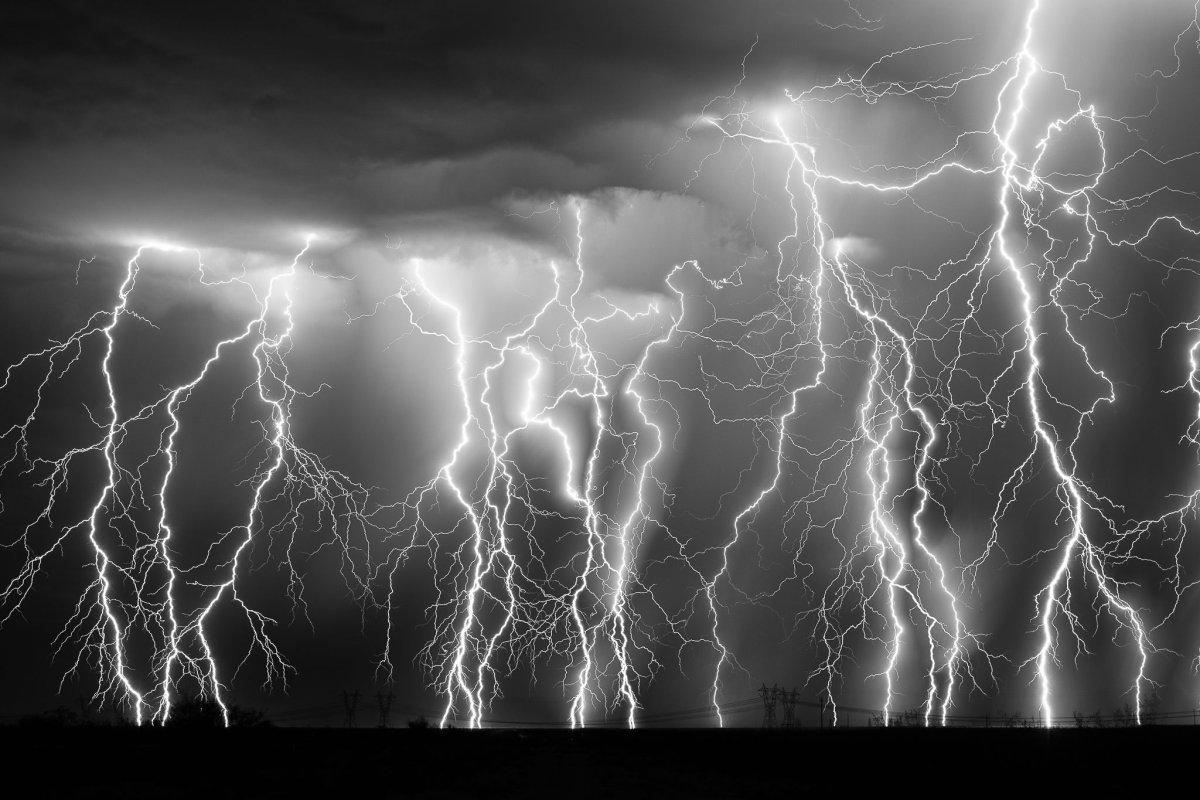 Черная молния