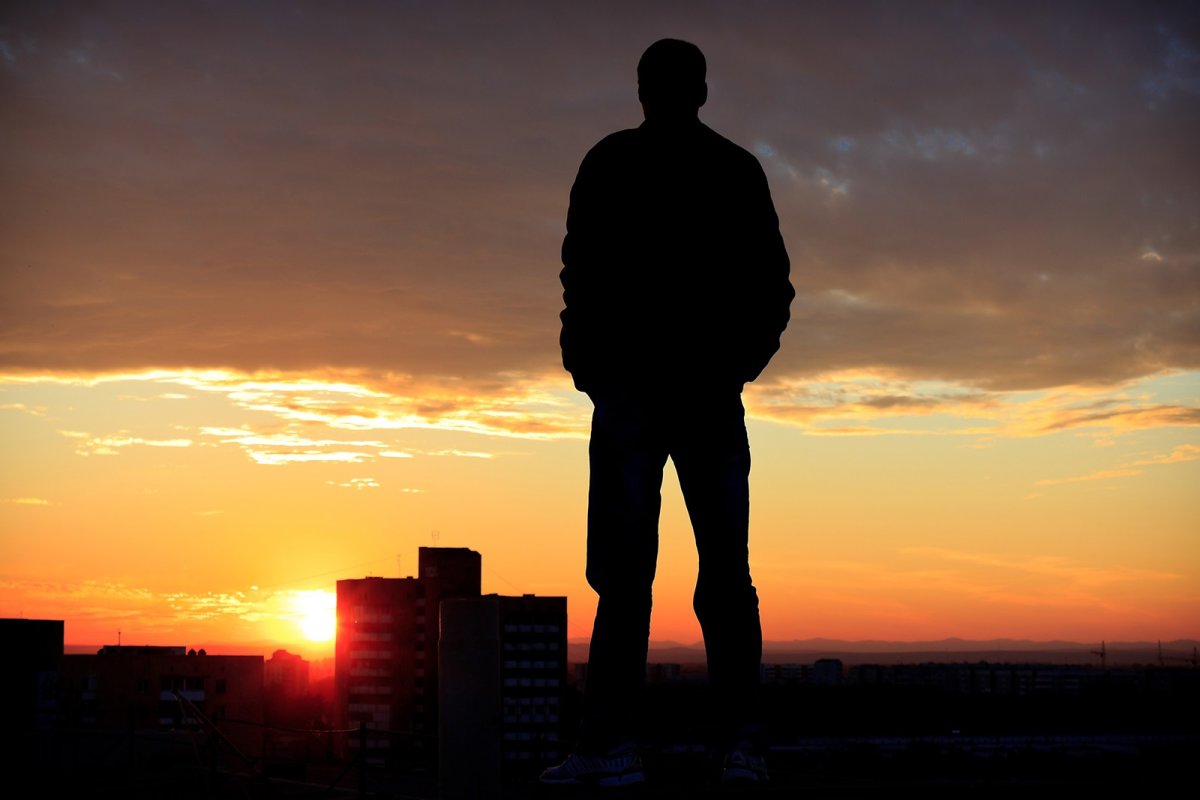 Силуэт мужчины