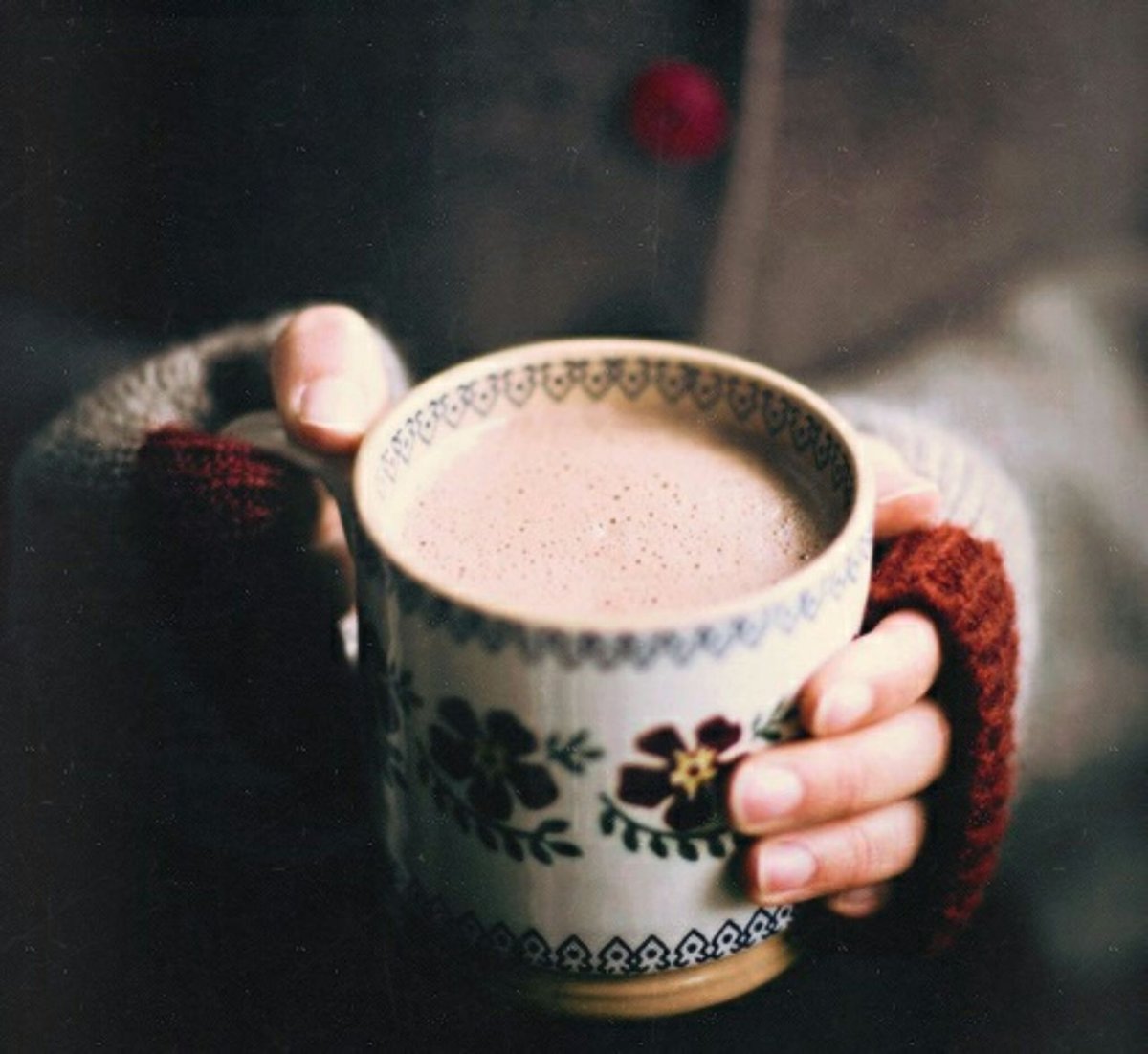 Согрейся чашечкой кофе