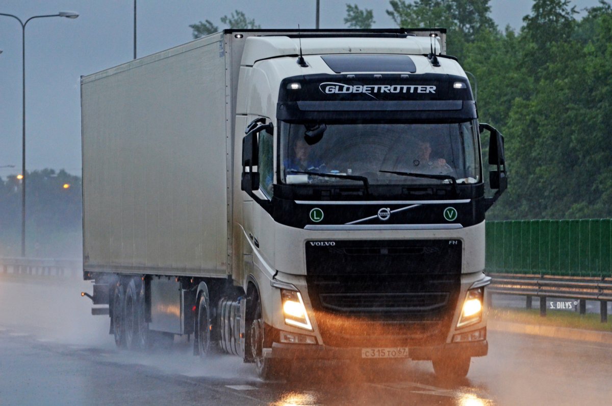 Фуры фирмы Вольво