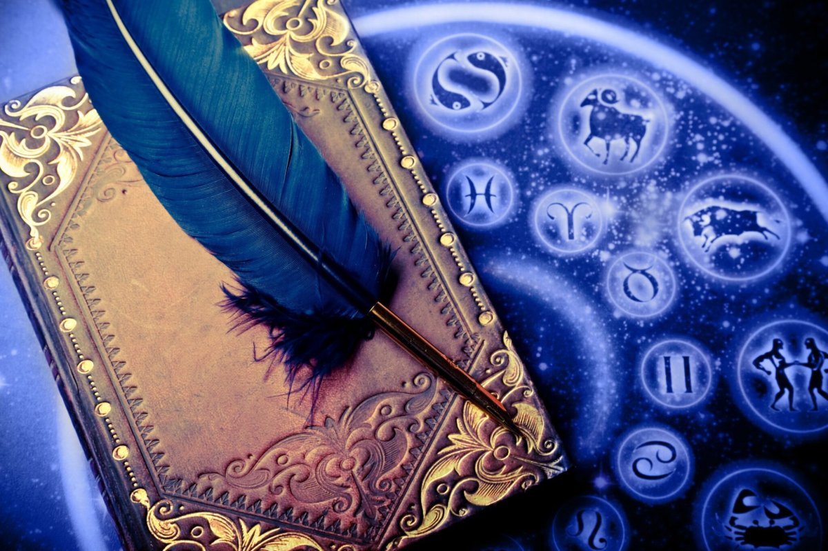 Волшебная книга синяя