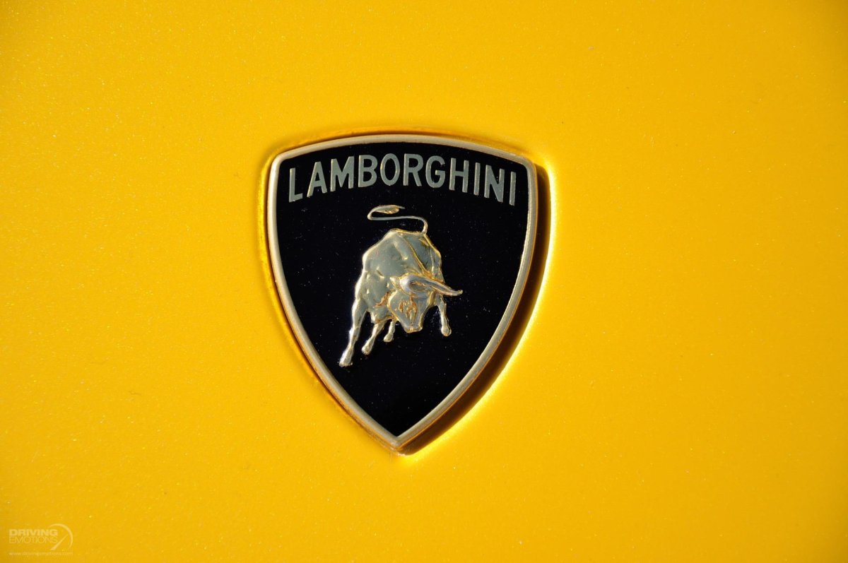 Lamborghini значок