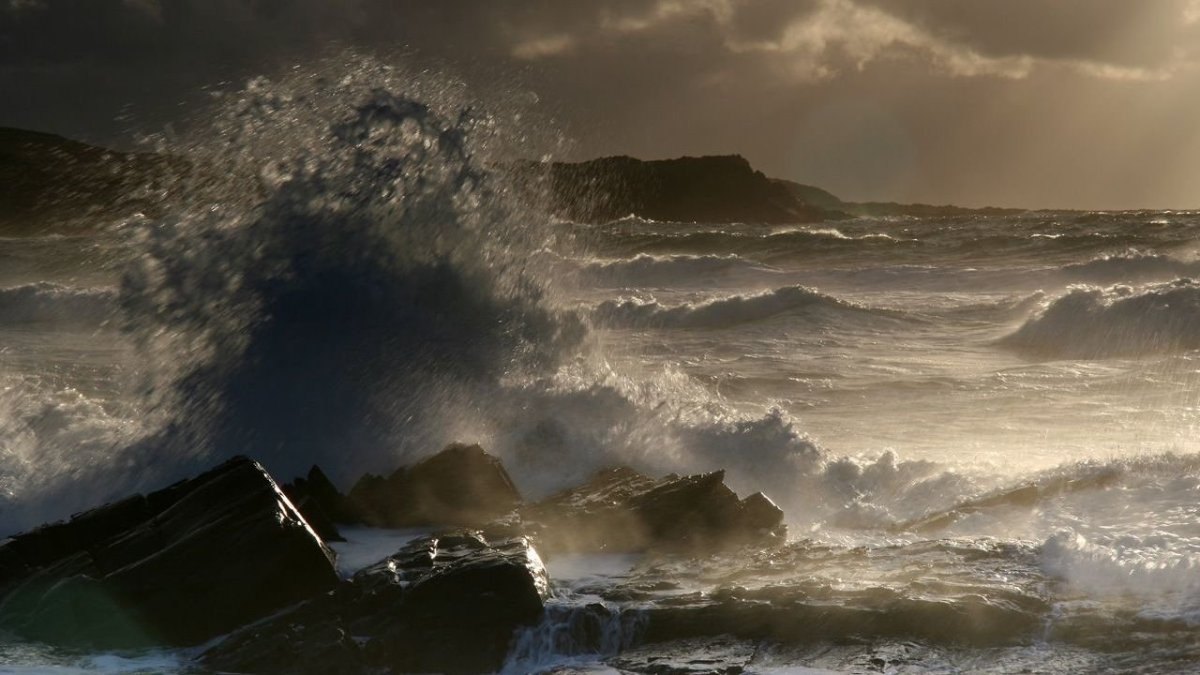 Маяк в бурю