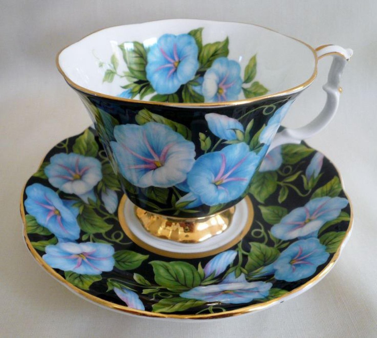 Royal Albert чашка с блюдцем май