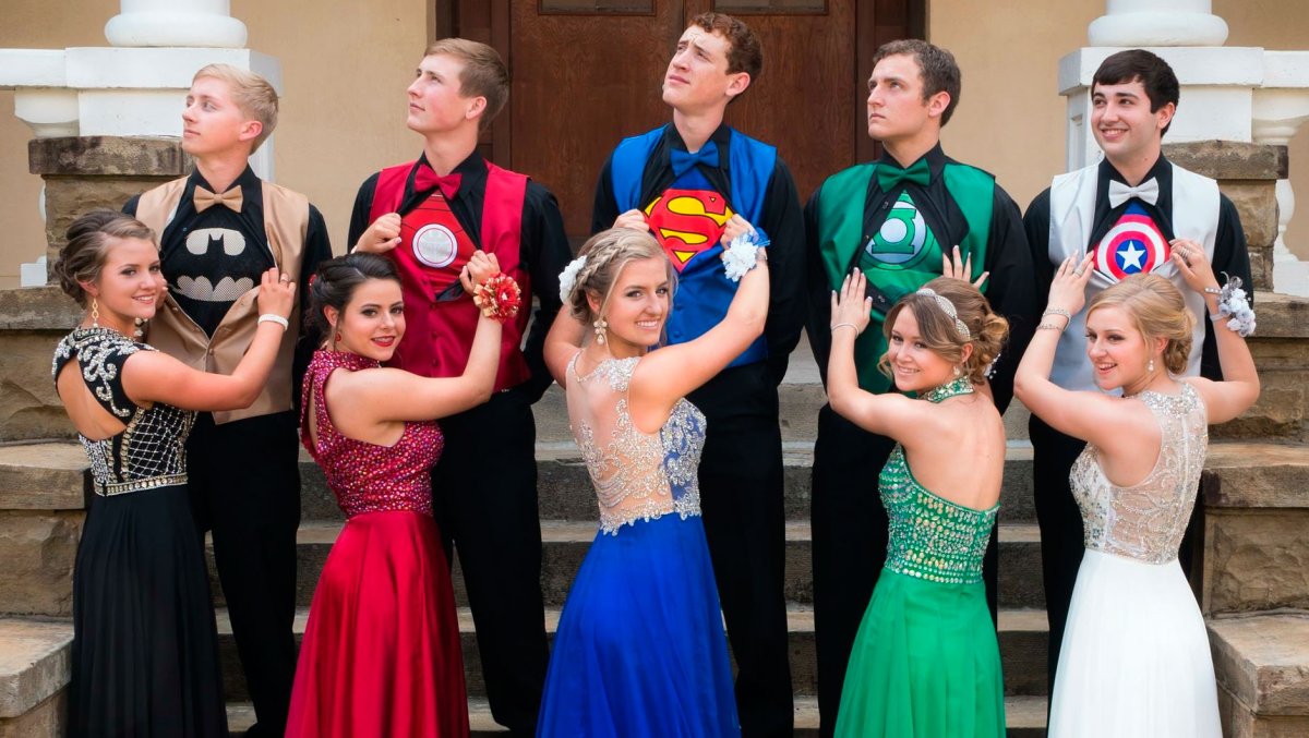 Поп арт подружки