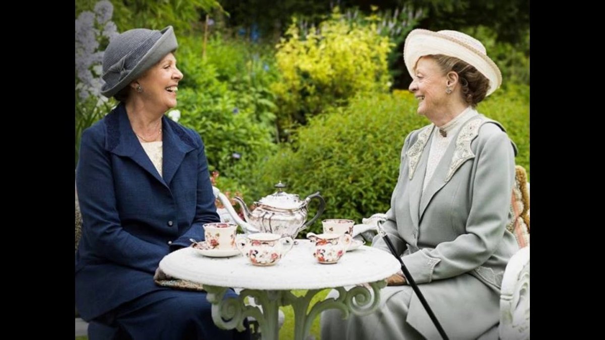 Летнее чаепитие в саду