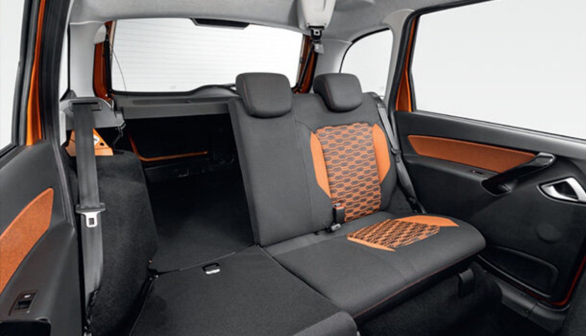 Лада Гранта кросс универсал 2019