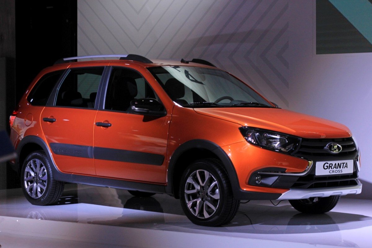 Лада Гранта кросс 2022 синяя