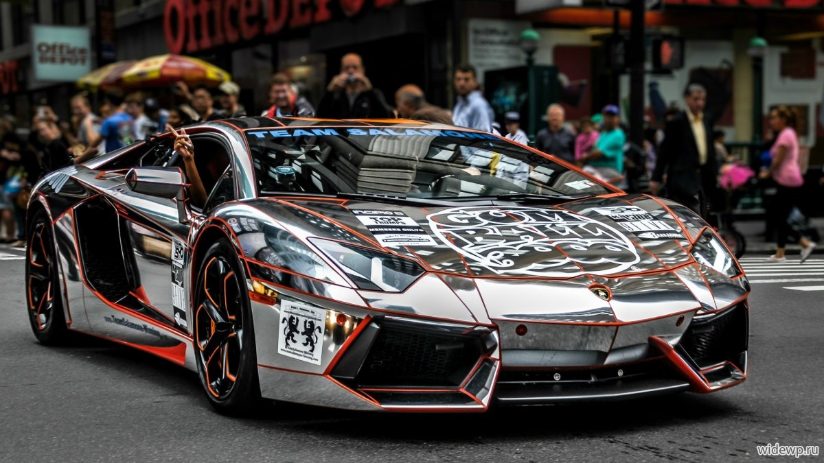 Lamborghini Aventador Gumball 3000