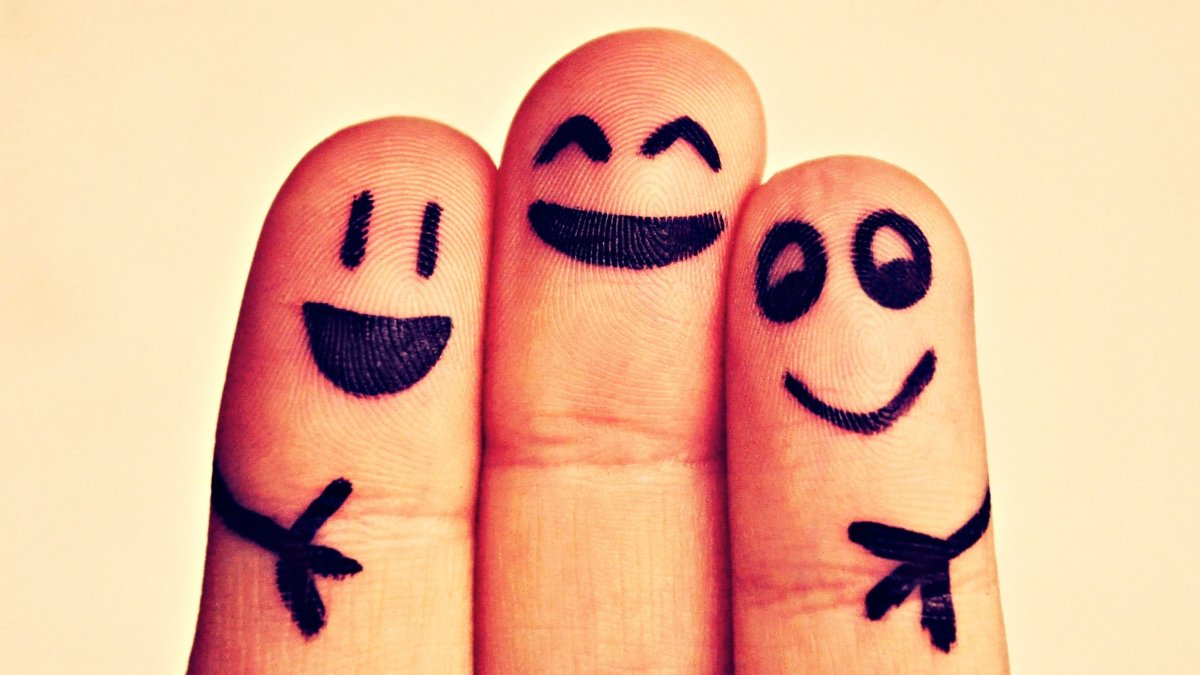 Смайлик с пальцем