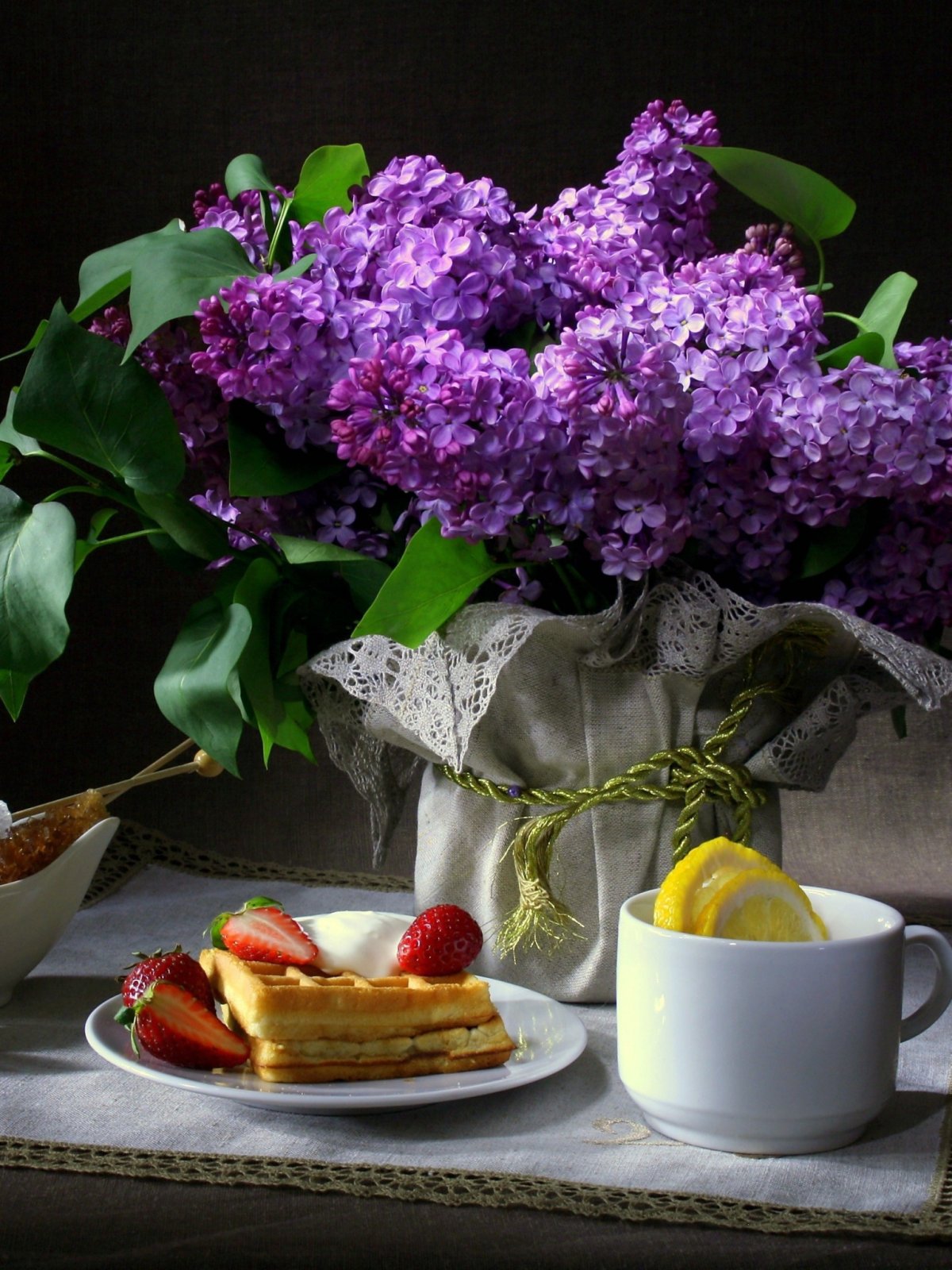 Сиреневый натюрморт