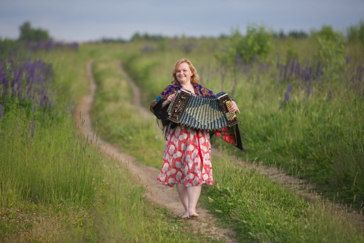 Славянские дети в поле