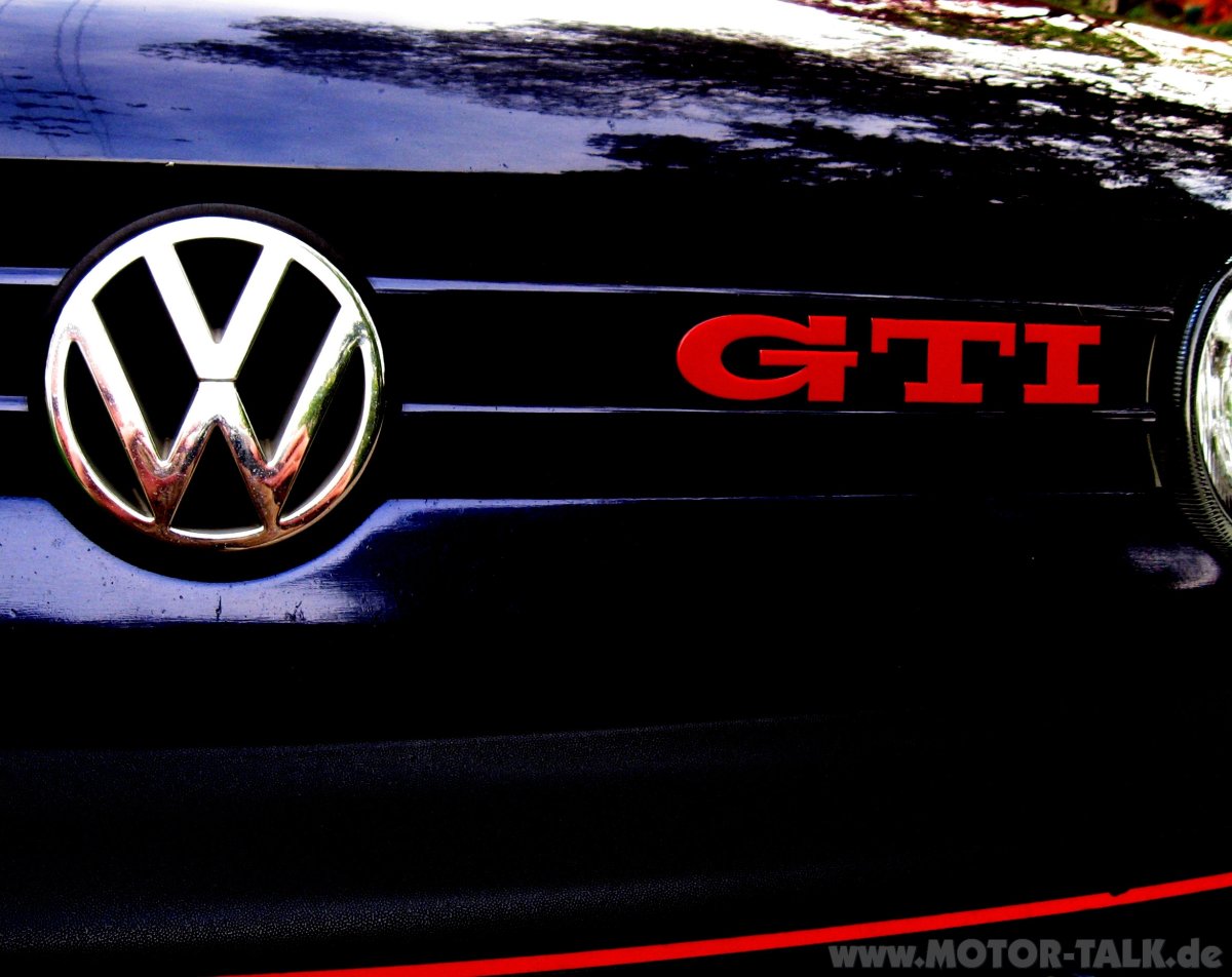 Гольф 3 GTI значок