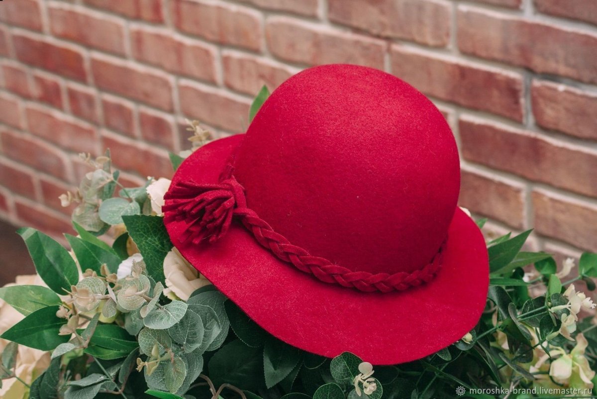 Цветные шляпы