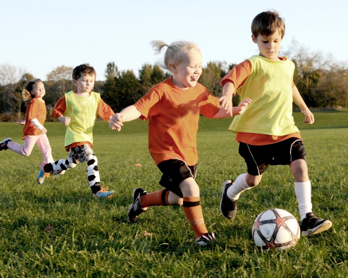 Фото футбол дети