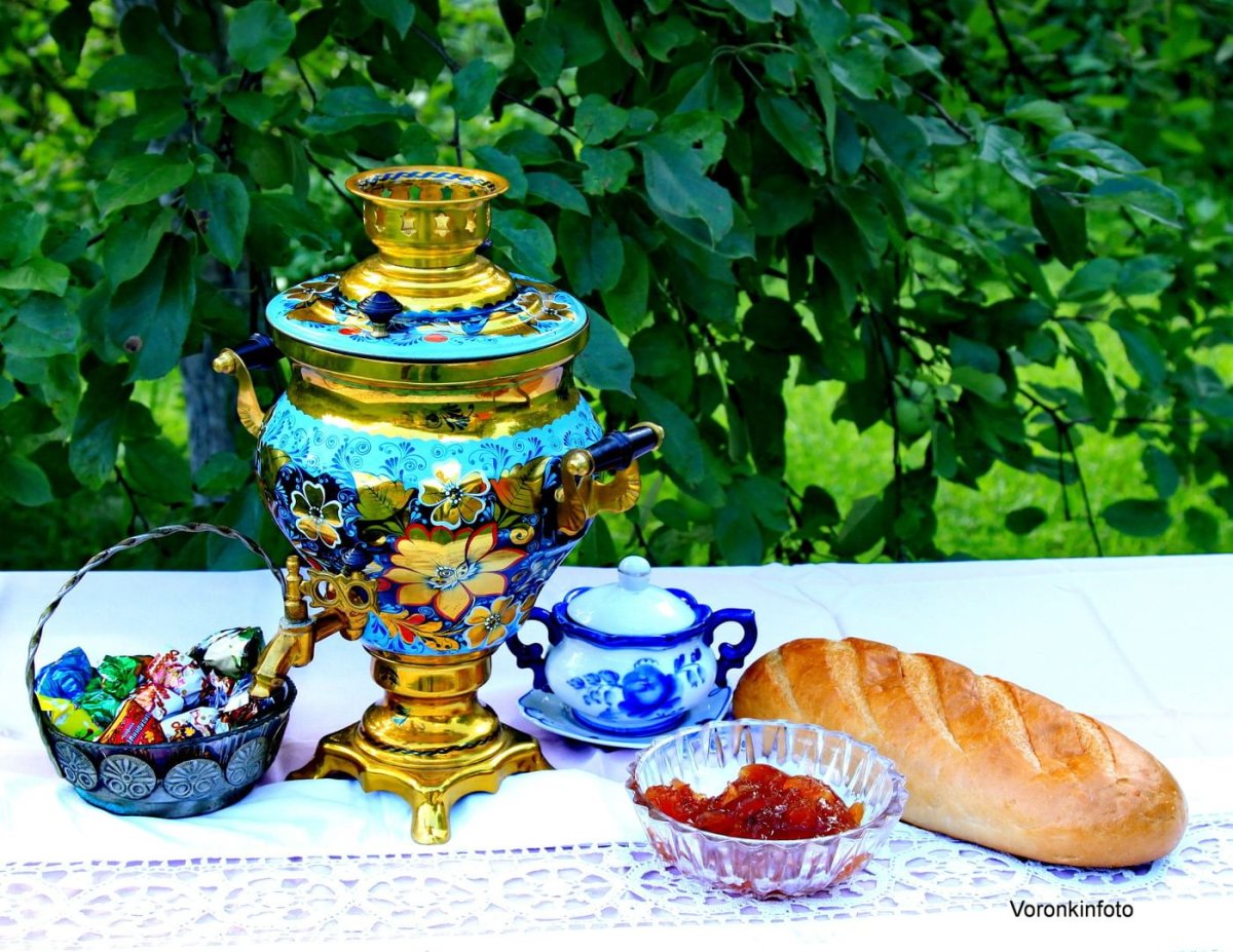 Чаепитие с самоваром