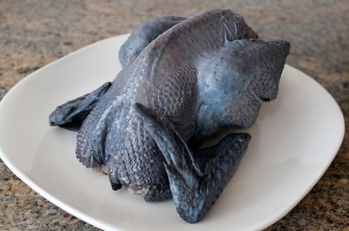 Аям Цемани яйца