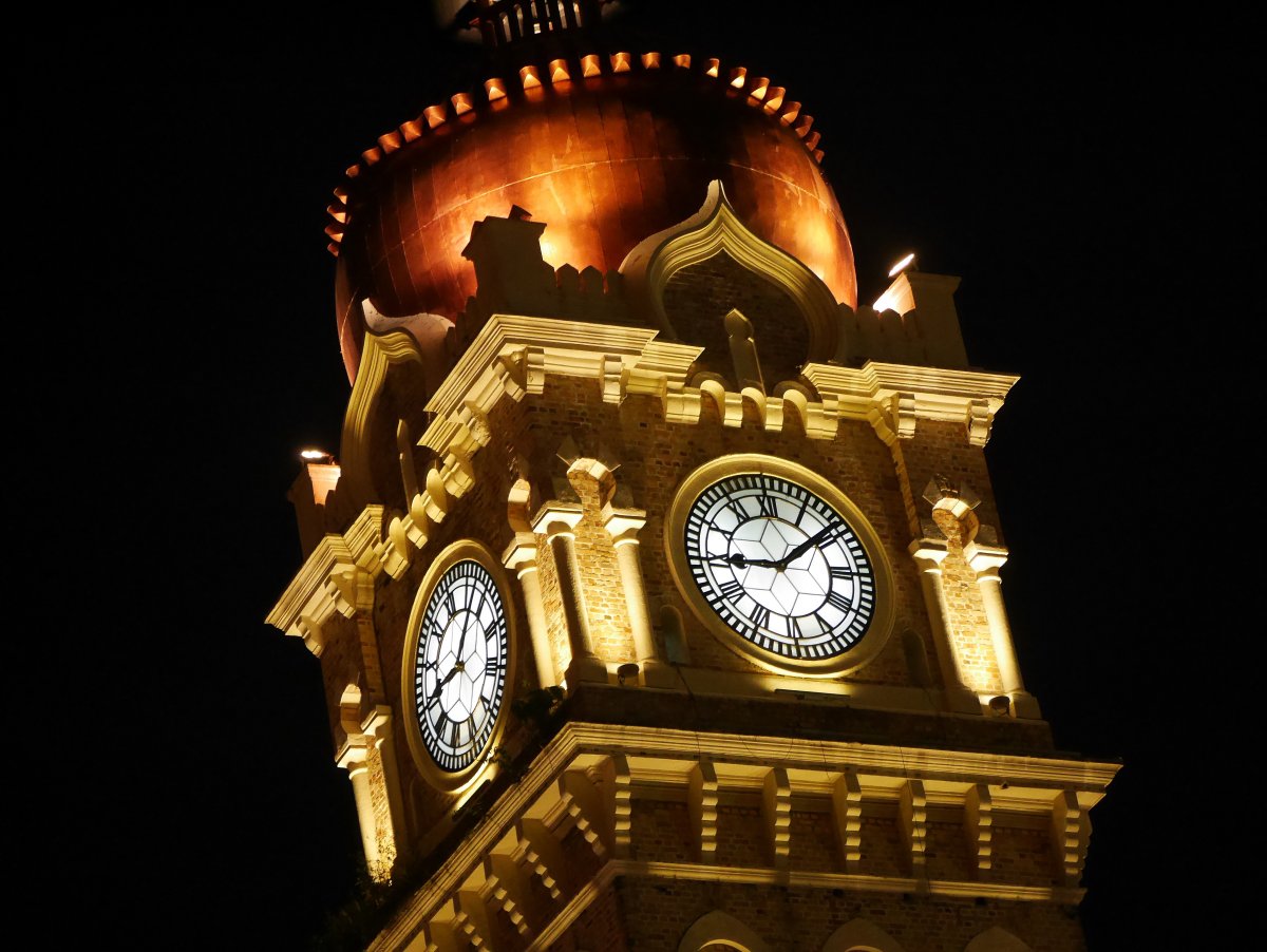 МГУ часовая башня