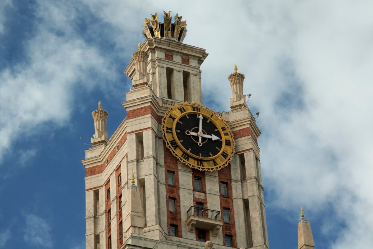 Кембридж США колокольня с часами