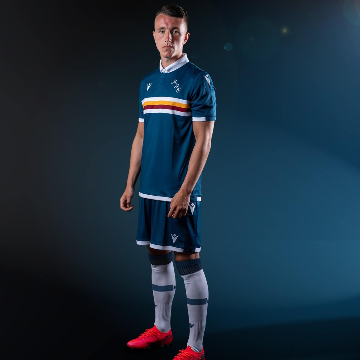 Футбольная форма Челси 2021 2022