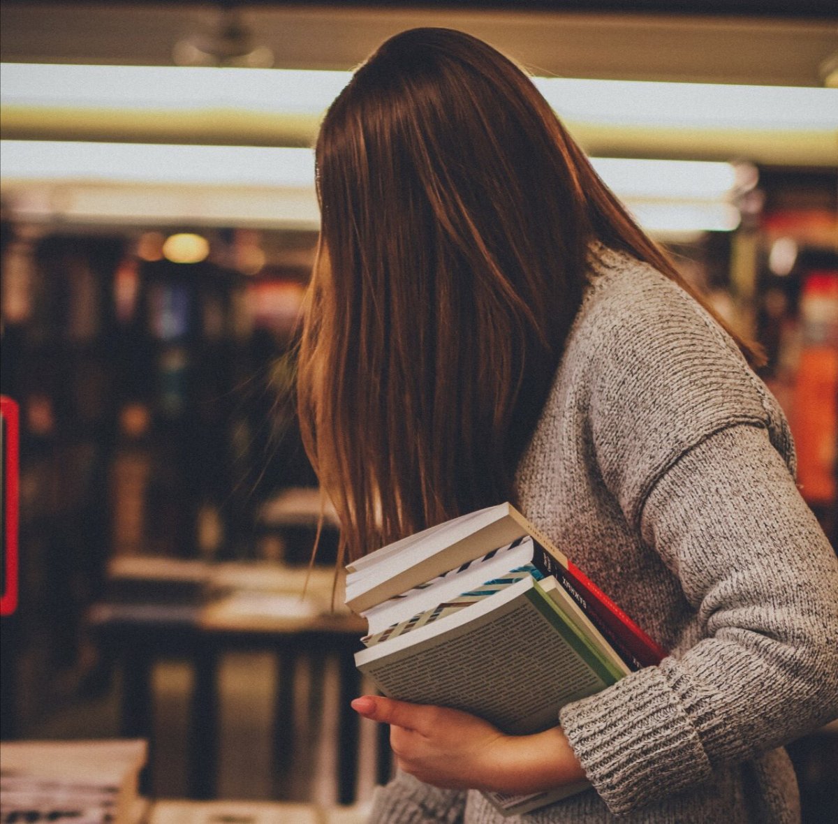 Чтение книг