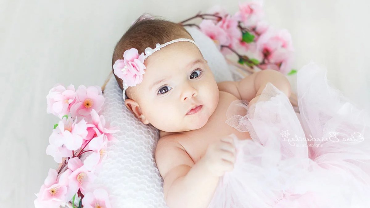 Красивые Новорожденные девочки