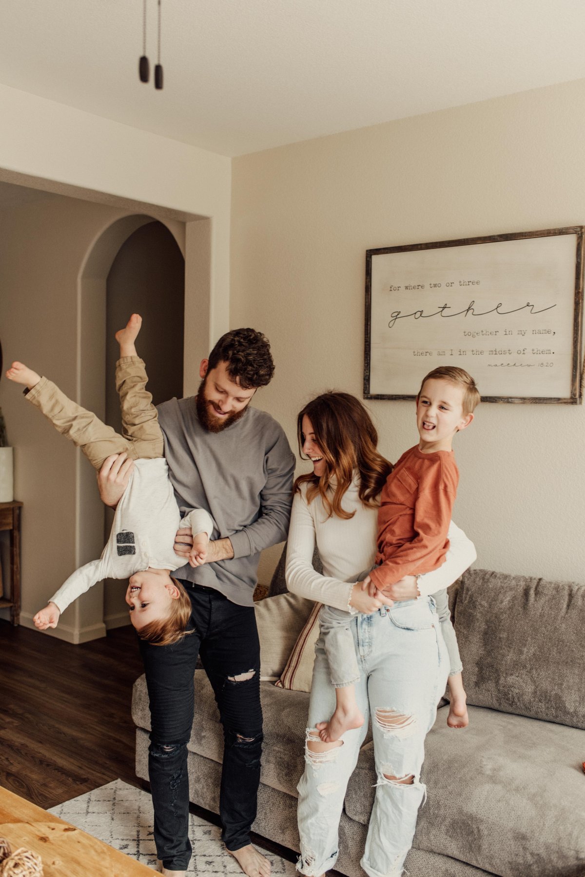 Домашняя фотосессия семейная