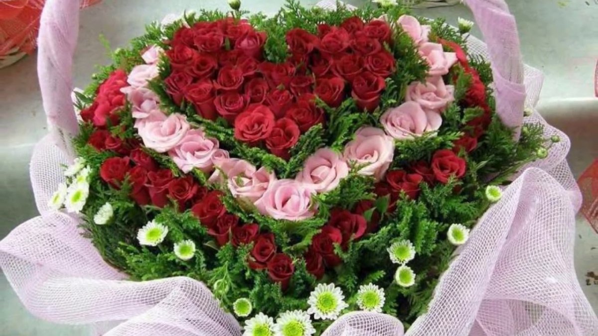 Красивый букет для доченьки