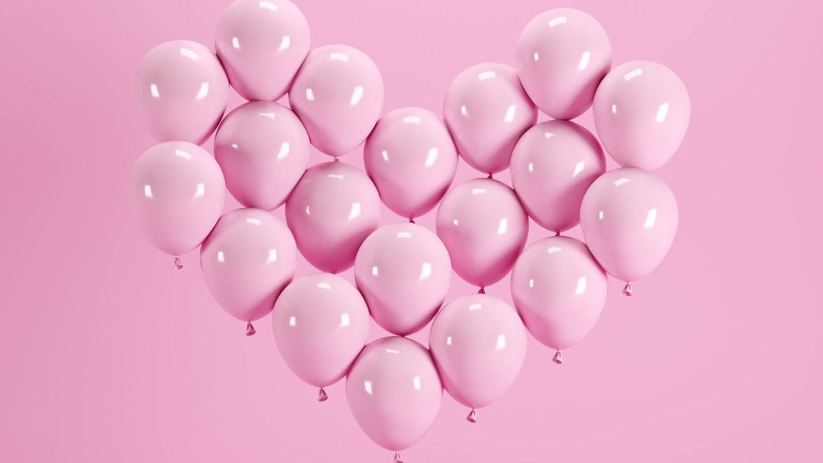 Розовые шары фон