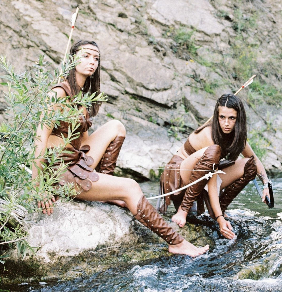 "Падшие амазонки".