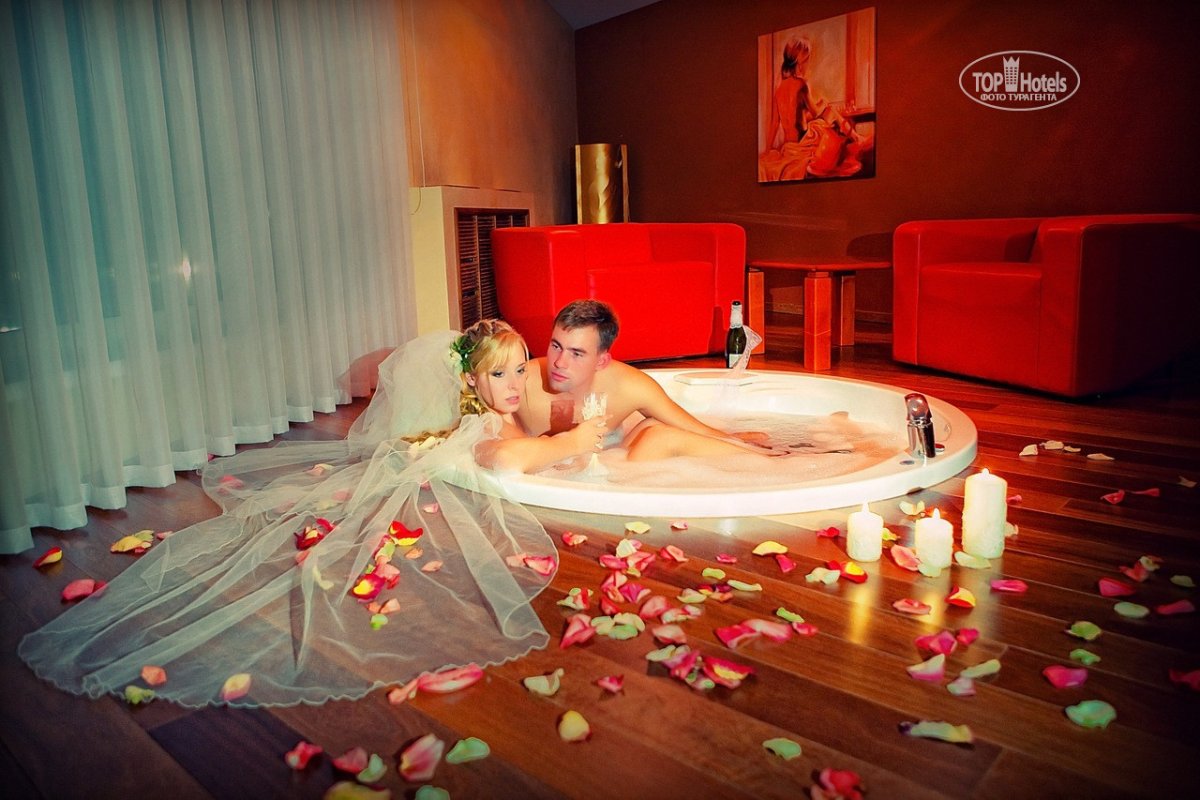 Кровать для брачной ночи
