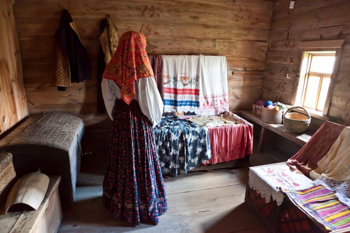 Светлица в русской избе