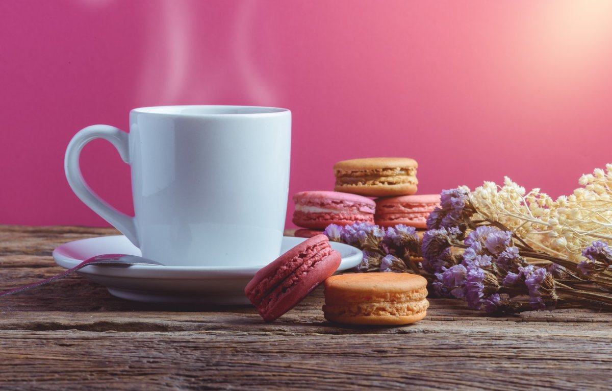 Чай с вкусняшками фон