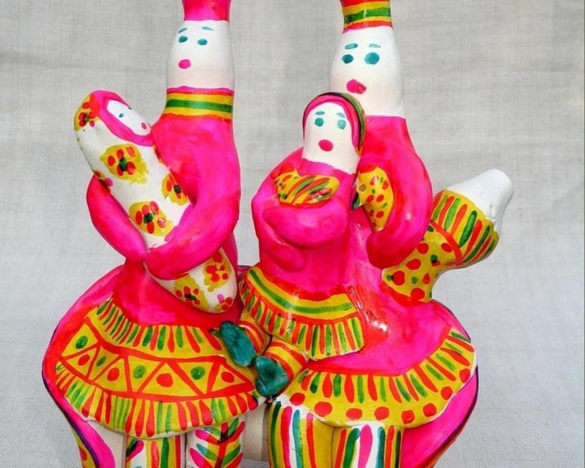 Филимоновская глиняная свистулька