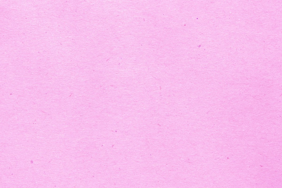 Светло розовый