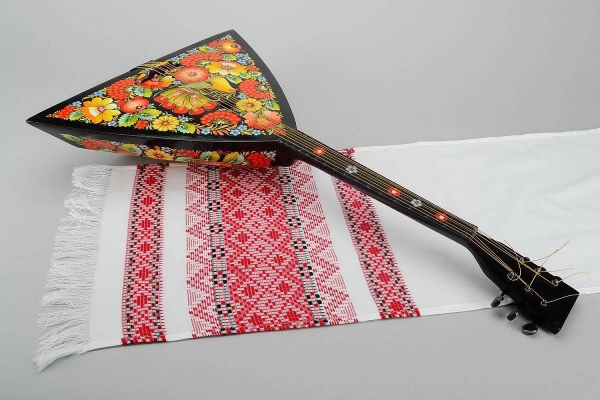 Балалайка Графика