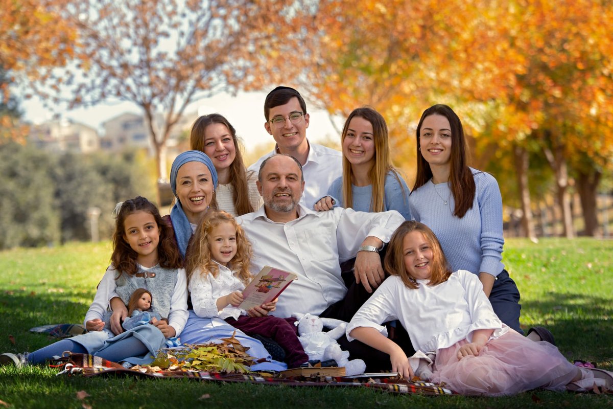 Счастливая русская семья