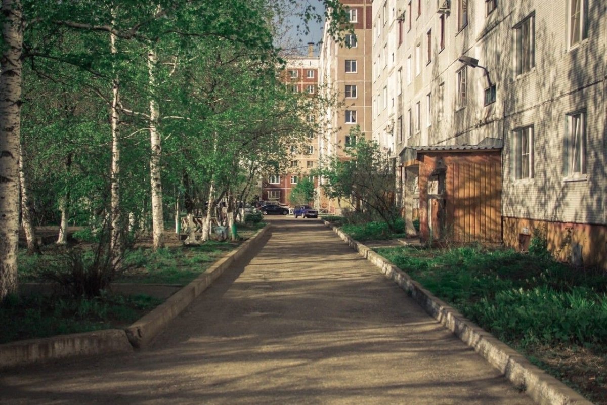 Летний двор в России