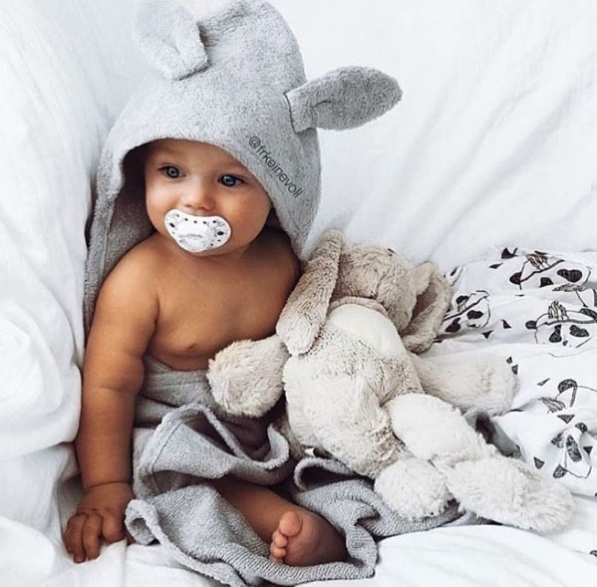 Ежемесячная фотосессия малыша