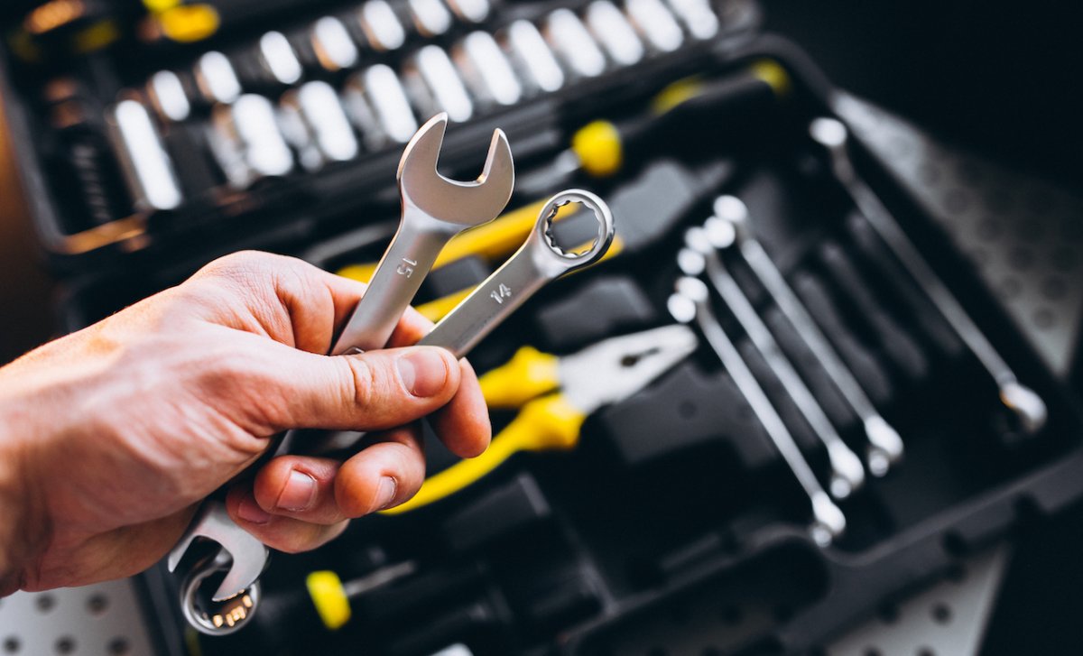 Инструмент электромонтажника