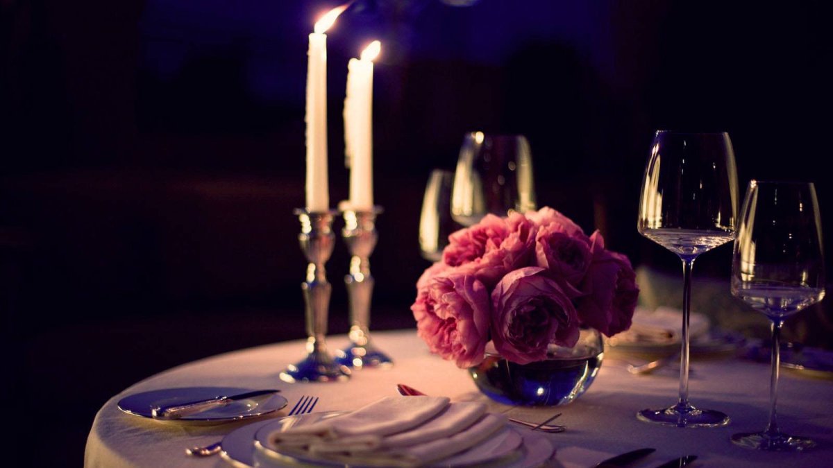 Романтический стол