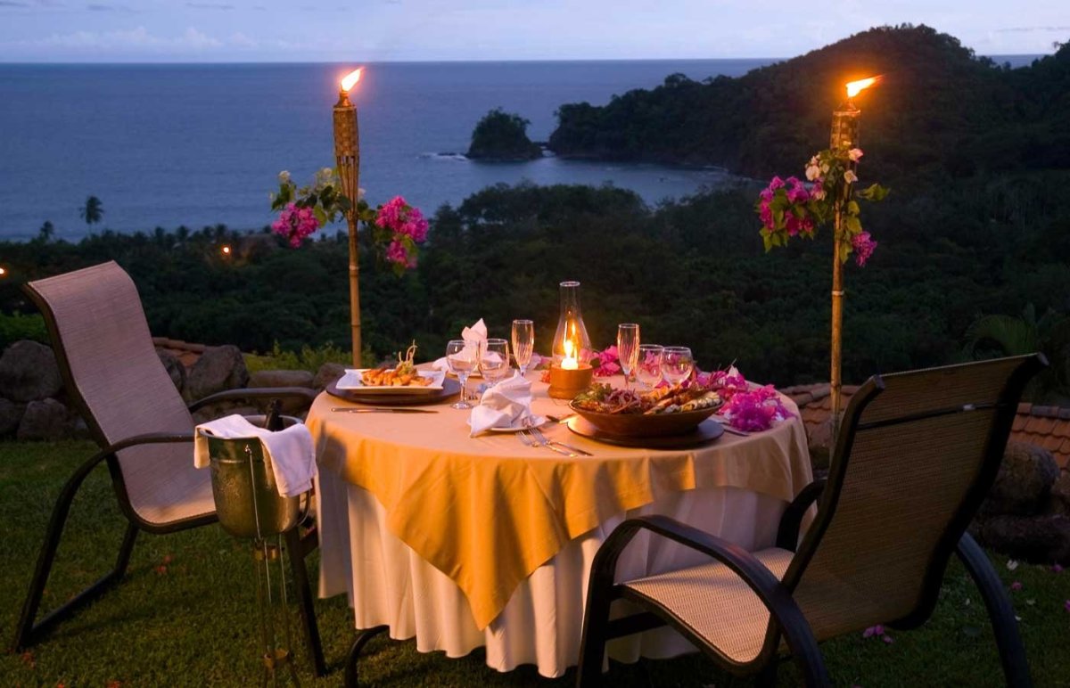 Романтический ужин на двоих