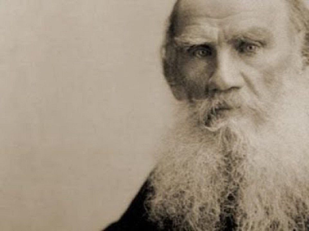 Лев Николаевич толстой фон