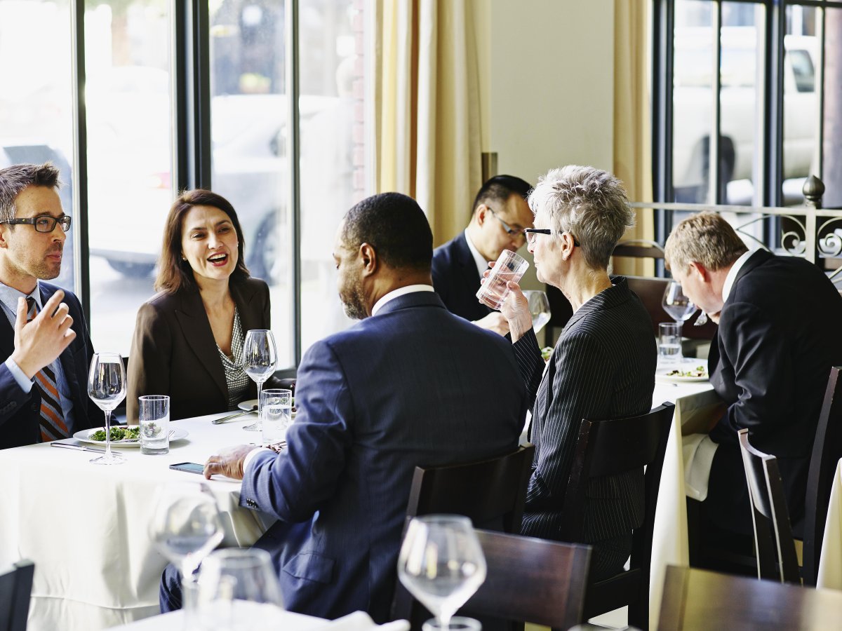 Деловой обед во Франции