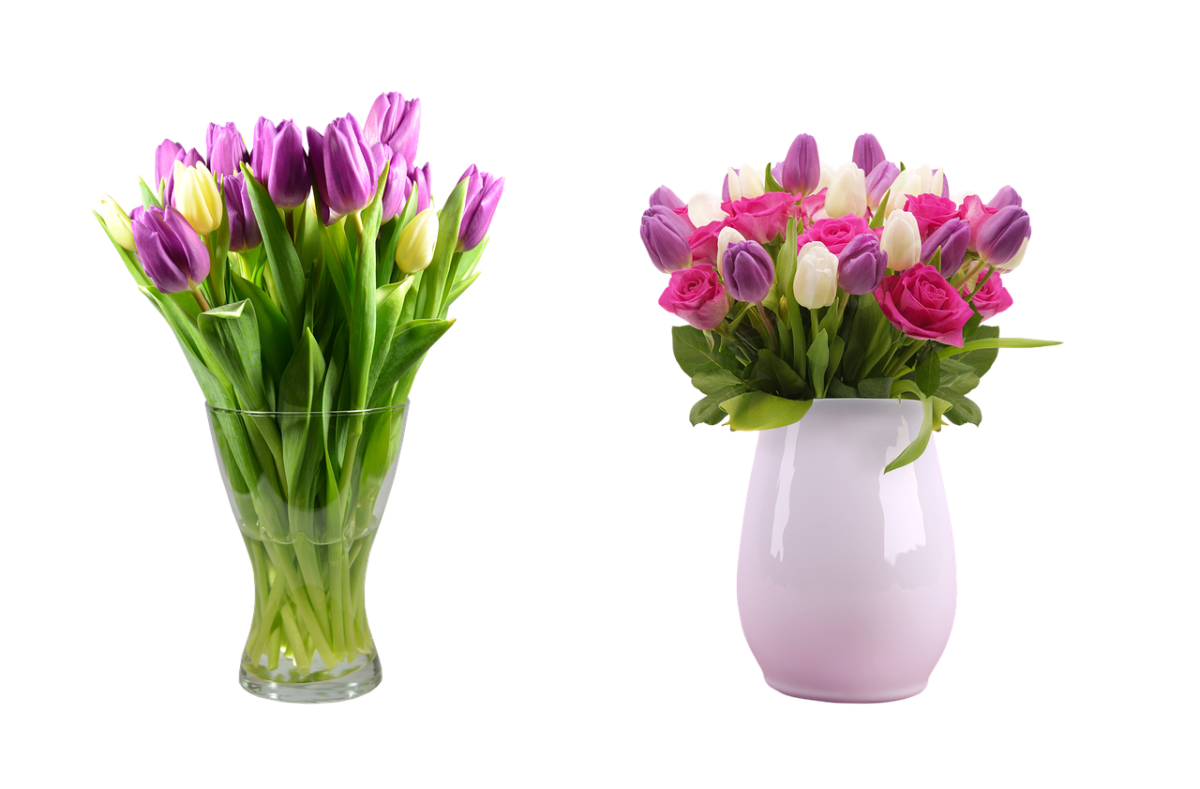 Ваза с тюльпанами