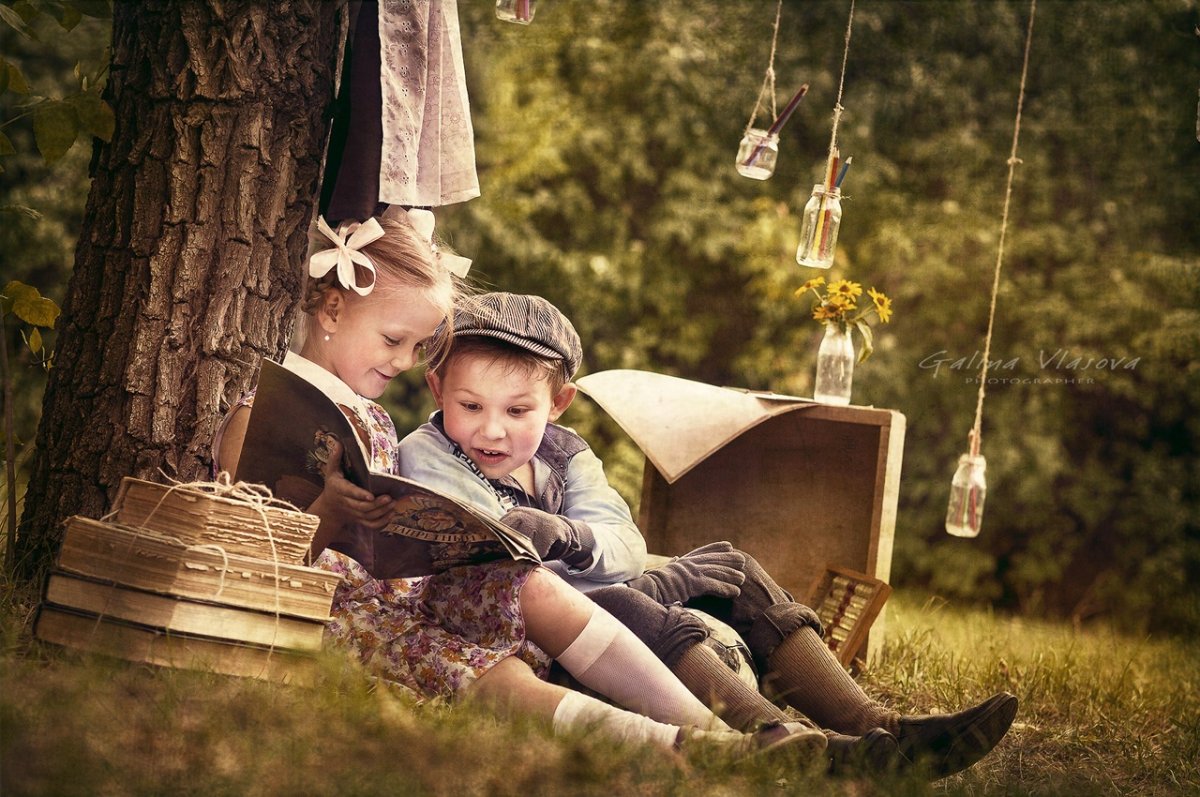 Малыш со спины