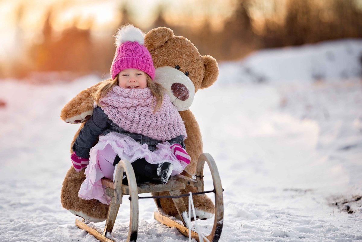 Зимняя фотосессия с санками