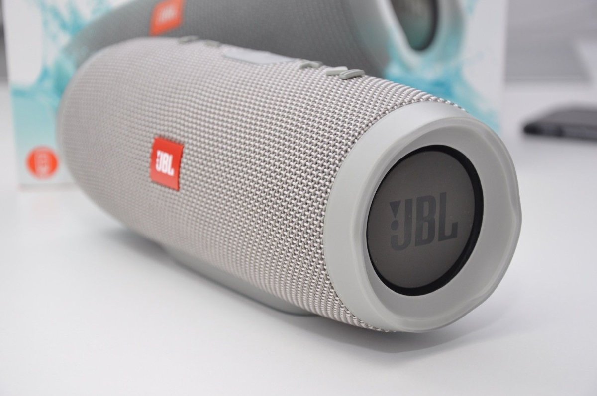 JBL charge 300